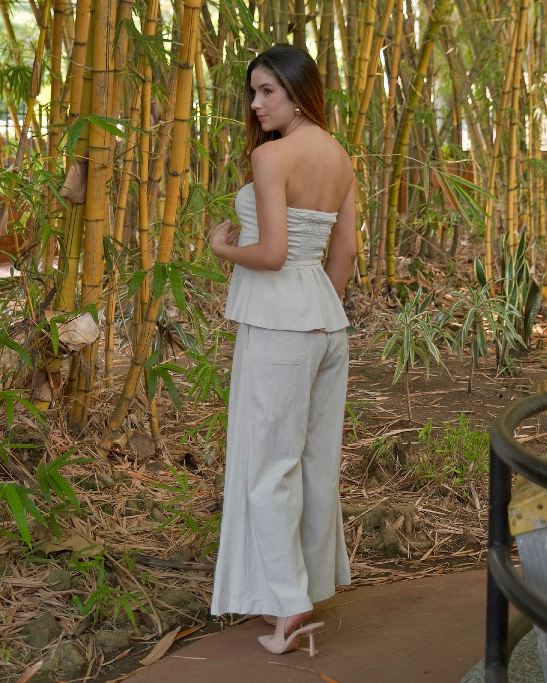 Mesa de trabajo 3 copia 4